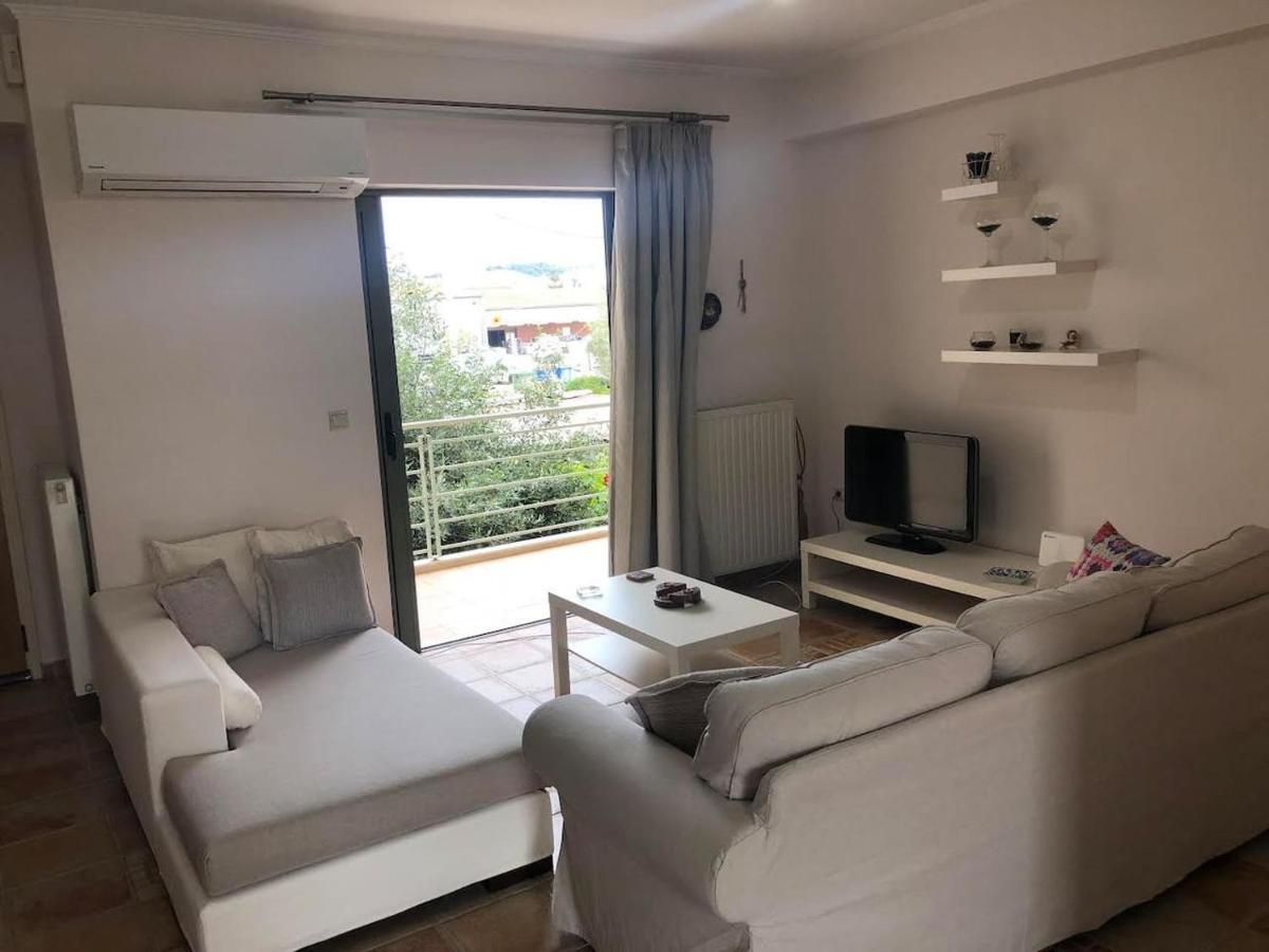 Modern Cozy Apartment Lefkada ภายนอก รูปภาพ